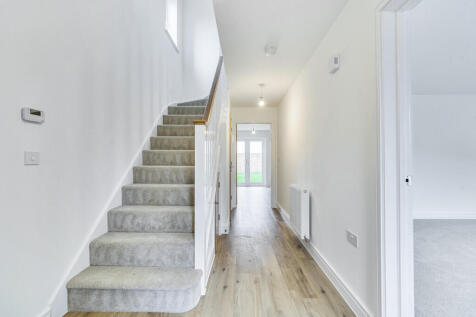 1347137-18-68dfde...