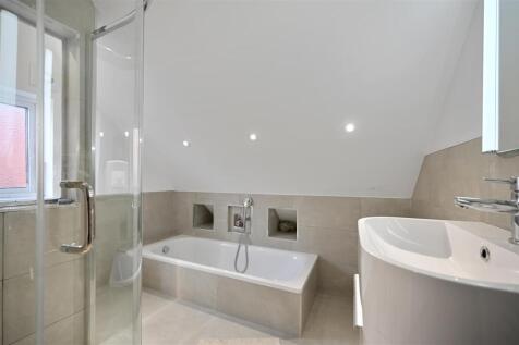 BCAR - 26 Messaline Avenue - Bathroom 2 (4).JPG