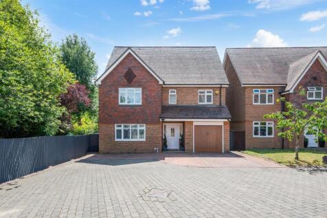 BYWOOD CLOSE, 4- (20).jpg