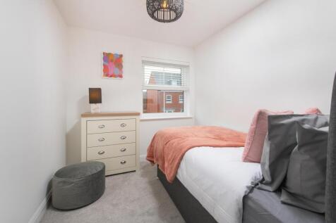 Hadley single bedroom