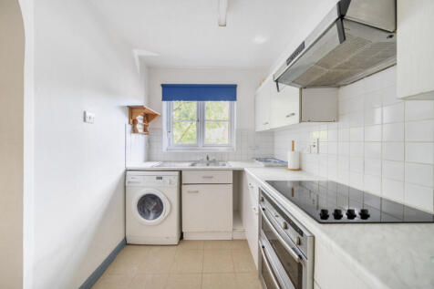 1319945-7-68653ba...