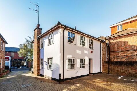 Fl2-The-Coach-House-2.jpg