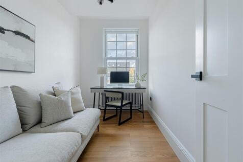 4 Lordship Park (17).jpg