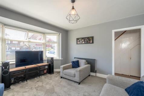 Sitting Room (2).jpg