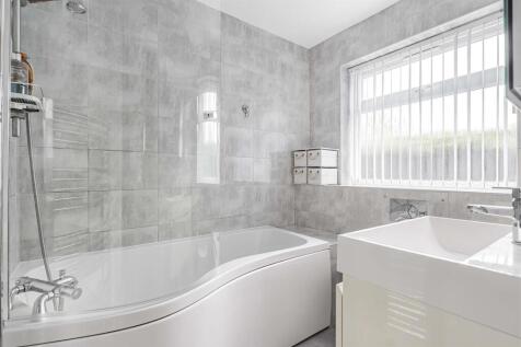 48 Spring Lane, Flore