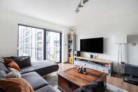 Open Plan Kitchen/ Living Room