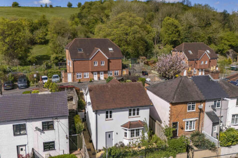 5 Compton Rd, HP10 0AW Drone (LOW RES)-2