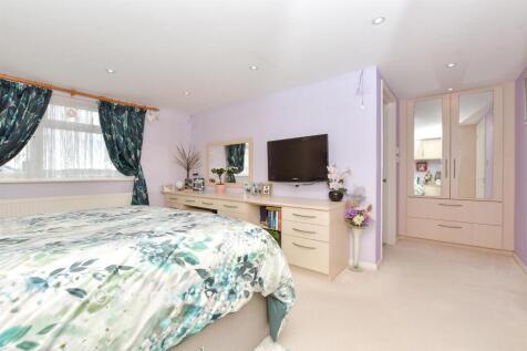 Loft Room 1