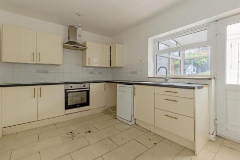 Fitted Kitchen