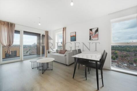 Regent is pleased to present this stunning two-bedroom apartment located in the Western Circus development, Ealing, W3. Would you prefer to communicate on WeChat? Add us at RegentLettings. The propert