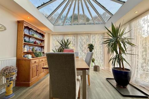 Kitchen/Garden Room