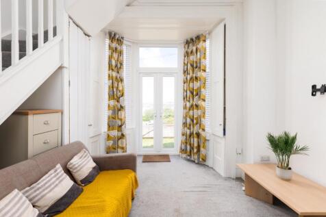 Flat 1 5 Bushy Park-10.jpg