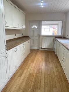 KITCHEN.jpeg