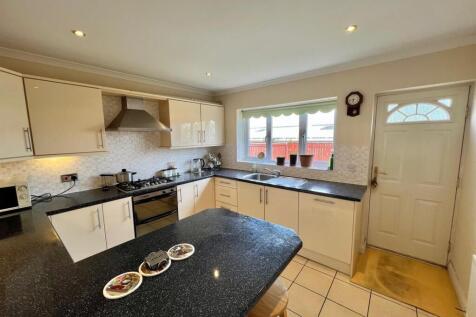 Bramleys Estate Agents - Crosland Hill Road - Cros