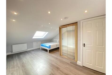 ***** Inclusive Of All Utility Bills, Council Tax And Wifi***** LONDON Homelets are delighted to offer this brand newly refurbished studio flat located in the heart of Kensal Green / Kensal Rise borde