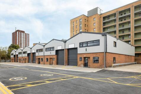 Unit 16External 1.jpg
