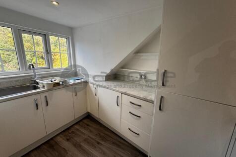 2 Bedroom Flat in S60 5DN