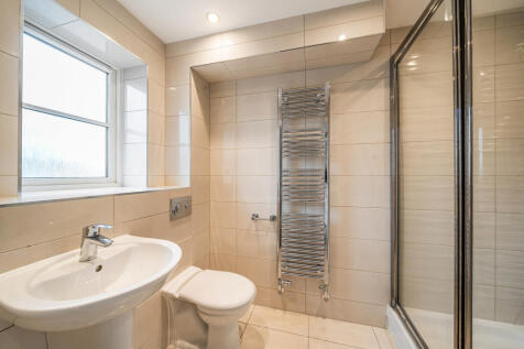 1375255-5-6904cc7...