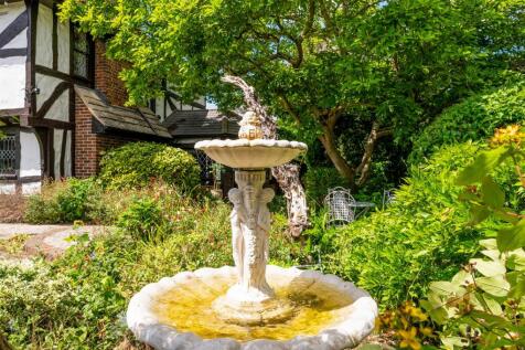 APPLE TREE COTTAGE (22).jpg