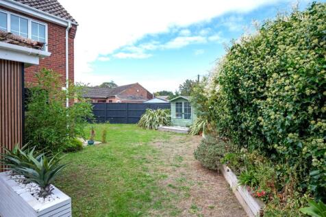 Side garden.jpg