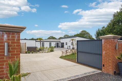 Hillside Farm Barn, Ivy Lane