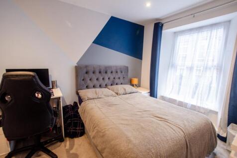 9 Robartes Road TPS Bodmin 01208 74182-14