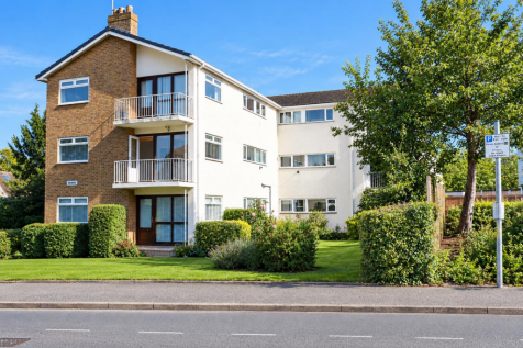 2 Bedroom Flat in GL50 3BS