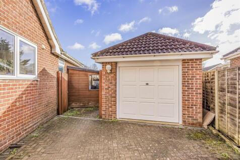 38 Saltmarsh Lane, Hayling Island-PorticoMarketing