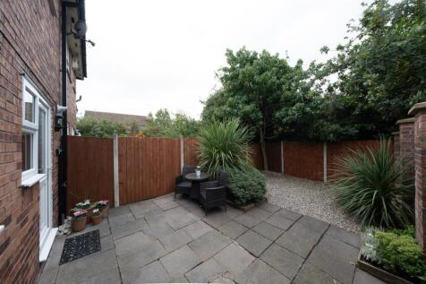 11 Brookfield Close-020.jpg