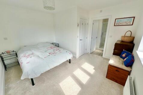 IMG-20240812-WA00...