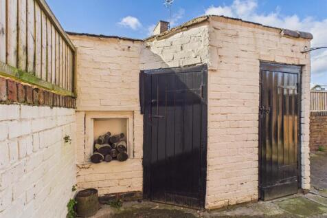 Brick Store