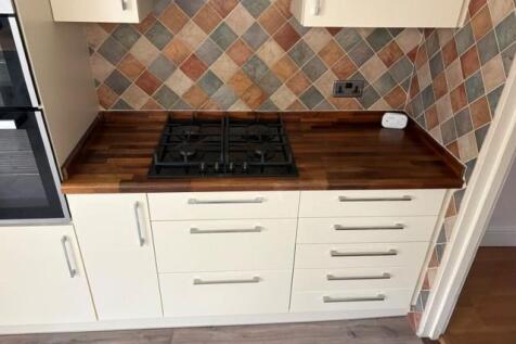Worktop 3.jpg