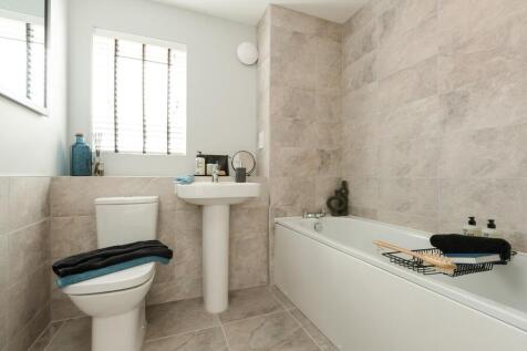Personalise with a range of wall tile & flooring options