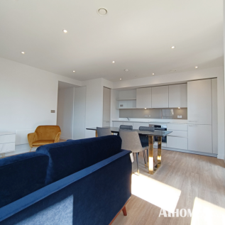 Welcome to this charming flat located at 44 Whitworth Street in the vibrant city of Manchester. Spanning an impressive 801 square feet, this property offers a perfect blend of comfort and modern livin