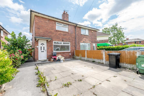 Lets Go Leeds Proudly Offer this 2 Bedroom Semi Detached Home Situated on the popular residential street of Neville Grove in the LS9 area of Leeds, this attractive two-bedroom semi-detached property o
