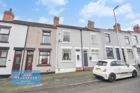 Two Bedroom Mid Terraced with Glorious Views