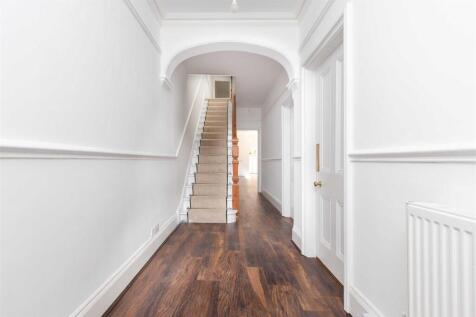 8 Elsee Road, Rugby