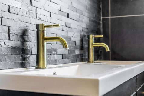 90 Seas End Road (Surfleet)-53.jpg