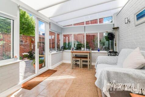 WhatsApp Image 2025-04-29 at 21.25.22_dad30049.jpg