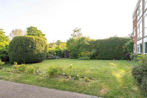 Chingford Avenue, E4