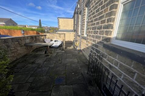 IMG_395529_9_larg...