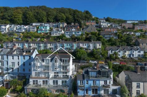 5 Marina Court, Kingswear Drone shot