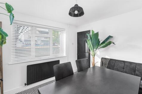 Strathcarron, 9a Twyford Avenue, Twyford-8.jpg