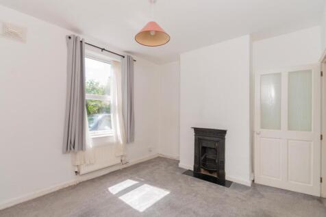 1H3RBR - Living Room A.jpg