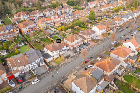 Wainbody Ave South 0041