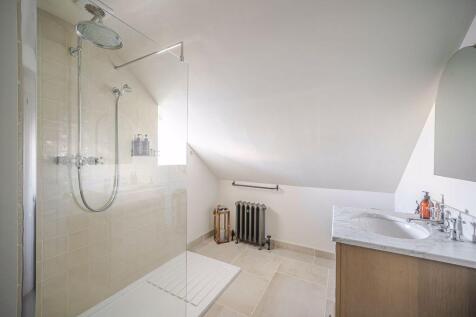 En Suite Shower room