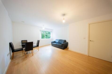 Kitchen / Living Space