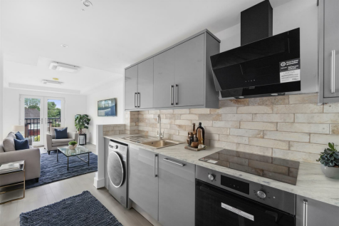 27 bed, 24 bath Block of Apartments in Manchester - Photo 13