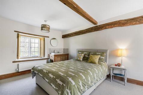 Lower End Farmhouse, 10 High Street South, Tiffiel