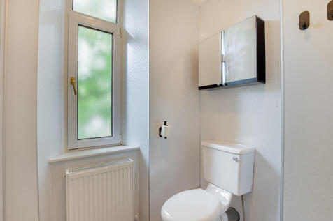 Bathroom2